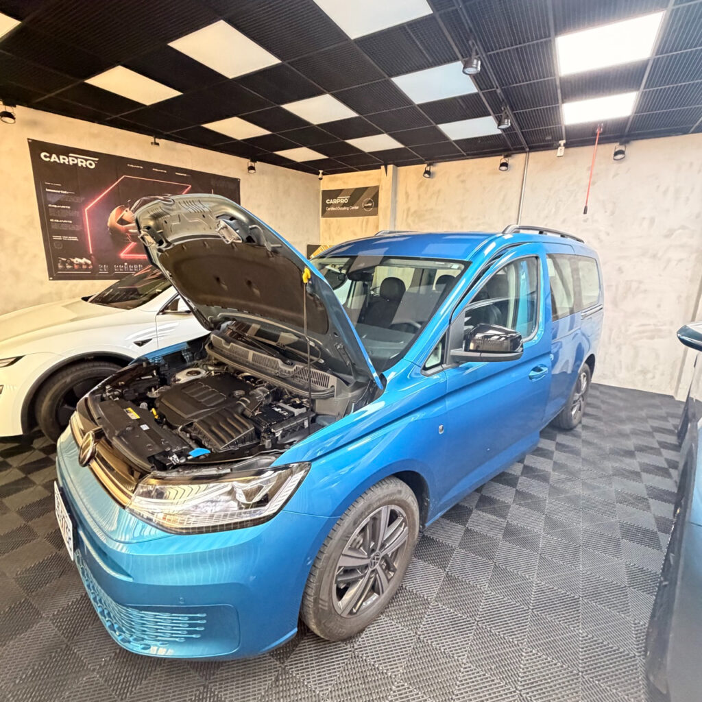 VW Caddy5 車道置中編程|SFD2 開通智慧車陣穿梭 2 VW Caddy5 SFD2 編程開通車道置中施工