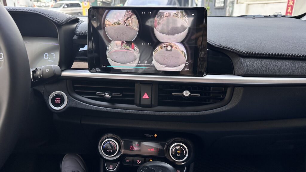 Kia Picanto 安卓環景機施工案例|A36 Android 15、排線轉接與360環景 6 360鏡頭四魚眼畫面